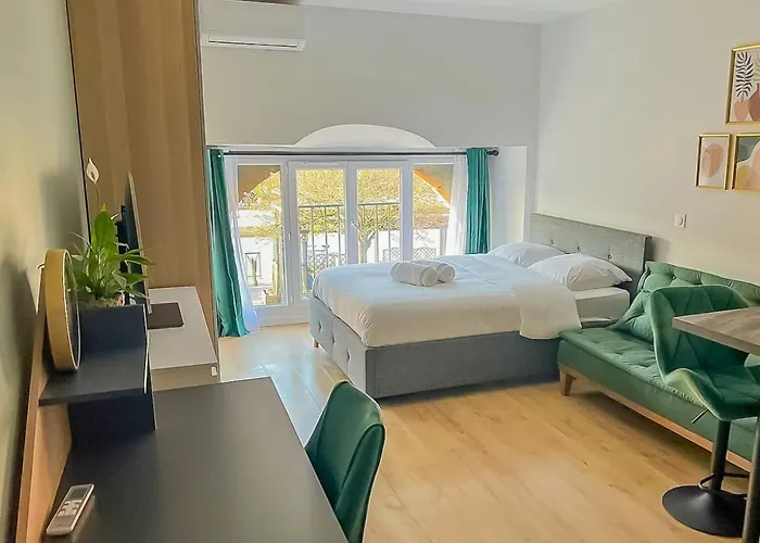 Cosy Center 아파트 *